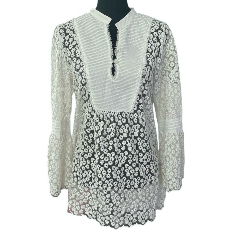 SUNDANCE White Embroidered Sheer Bell Sleeve Lace Top Blouse Medium boho floral